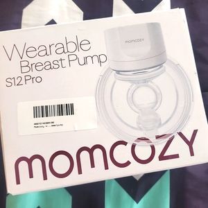 Momcozy breast pump